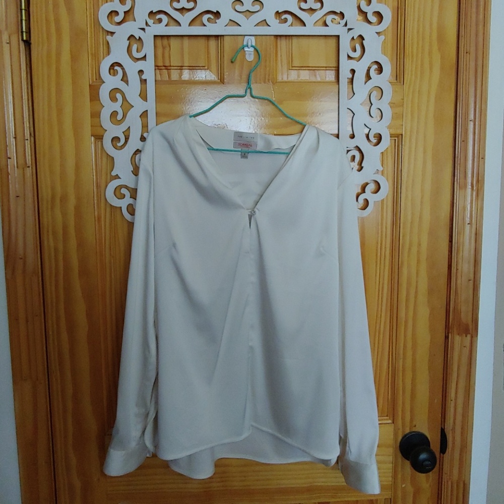 Scandal Collection White Blouse